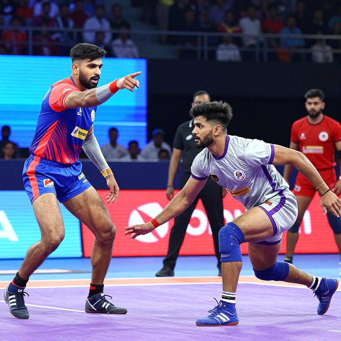 সাত নম্বর নামটি যখন পড়া হলো না: ভারত-ইরান ফাইনালে পাওয়ান সেহরাওয়াতের বেঞ্চ-প্রশ্ন